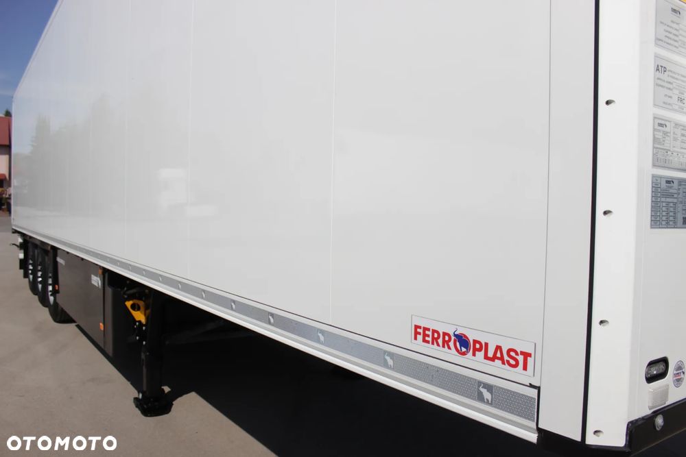 Schmitz Cargobull FP 60 V7 CARRIER VECTOR 1550 / JAK NOWA / ŚCIANA 7 CM / - 7