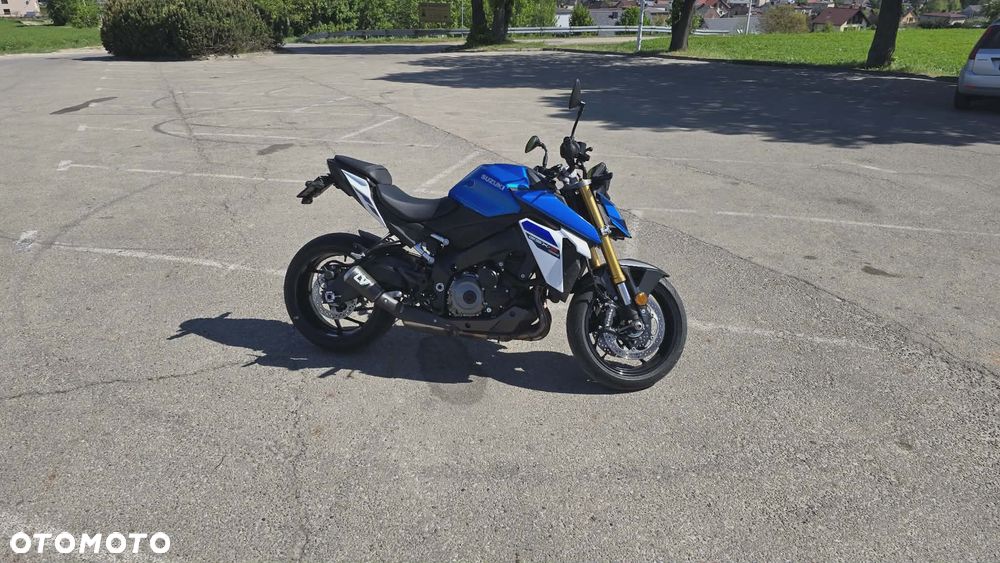 Suzuki GSX 1000 - 6