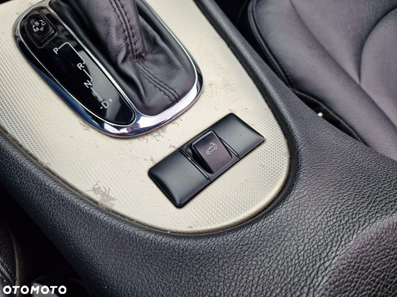 Mercedes-Benz CLK Cabrio 350 7G-TRONIC Avantgarde Sport Edition - 25