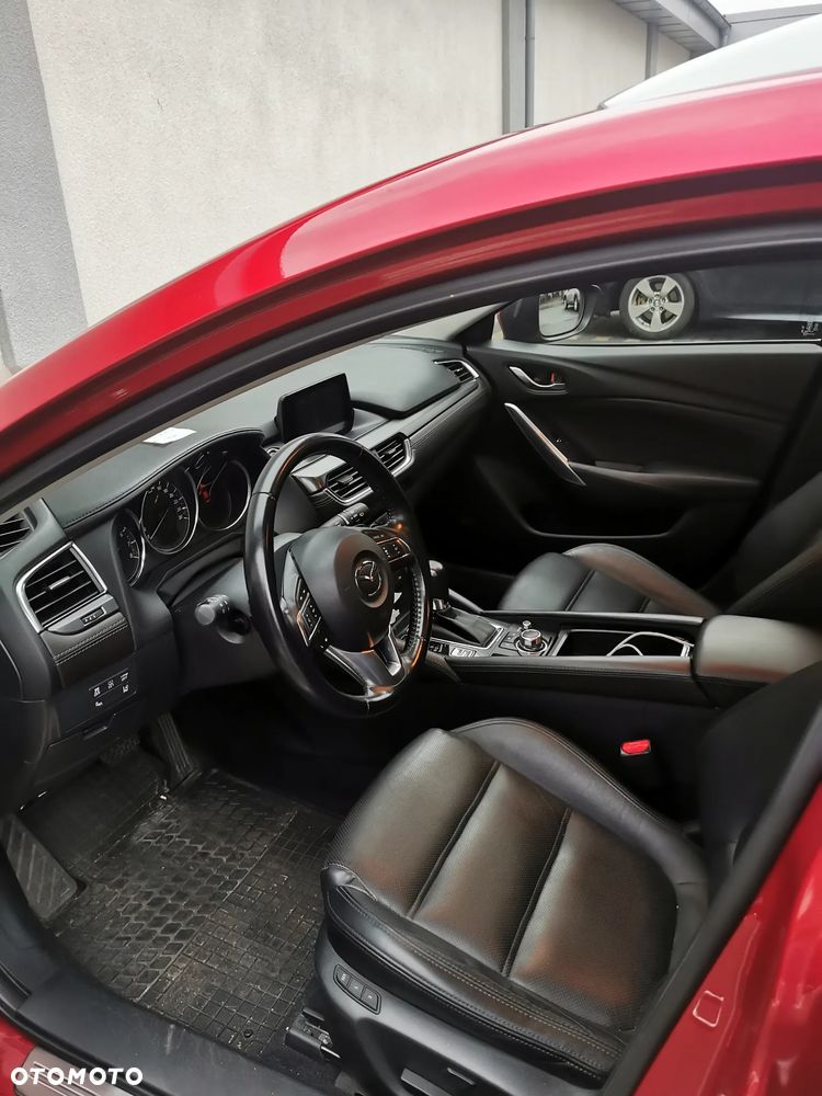 Mazda 6 - 8