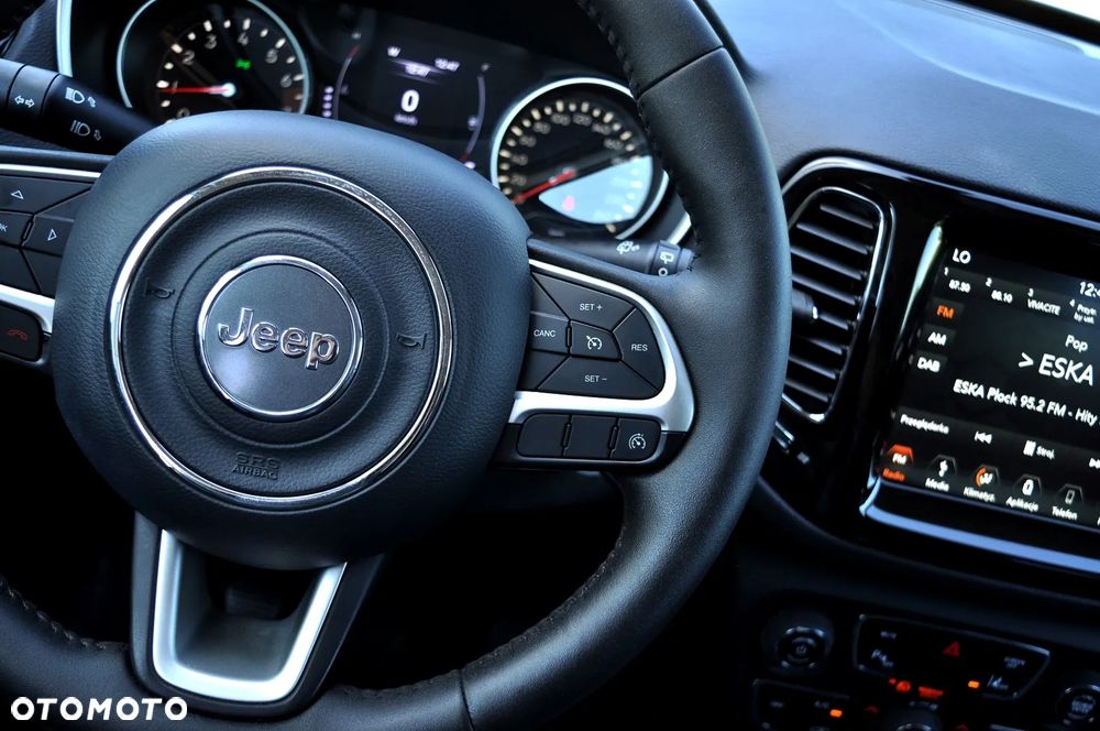 Jeep Compass 1.4 TMair Night Eagle FWD S&S - 36