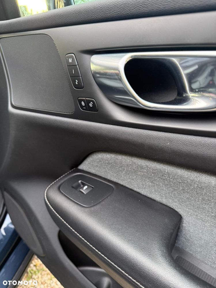 Volvo V60 T6 AWD Plug-In Hybrid Inscription - 21
