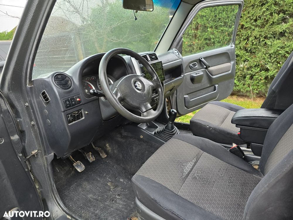 Suzuki Jimny - 8