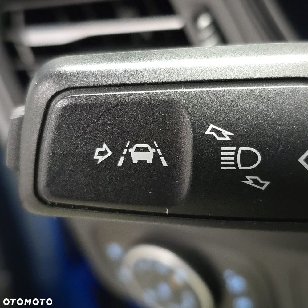 Ford Focus 1.5 EcoBlue STart-Stopp-System ST-LINE X - 26