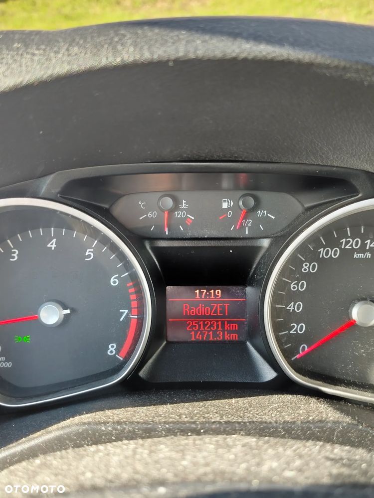 Ford Mondeo - 13