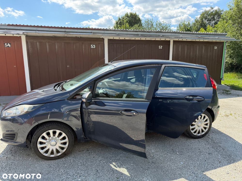 Ford Fiesta 1.5 TDCi Ambiente - 10