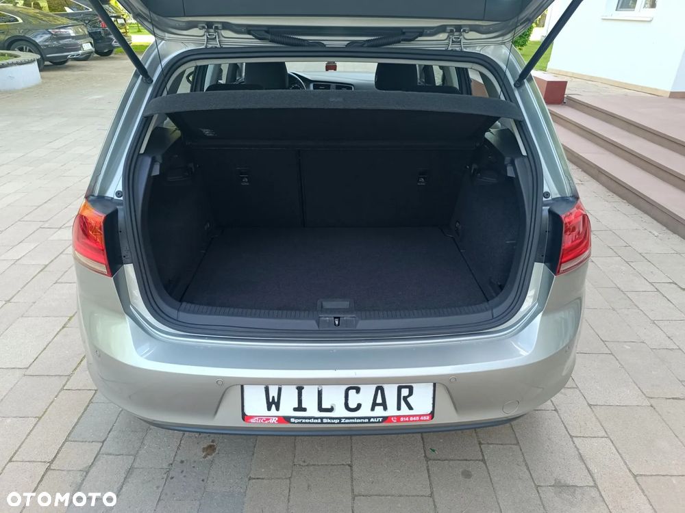 Volkswagen Golf 1.2 TSI BMT Trendline Perfectline - 36