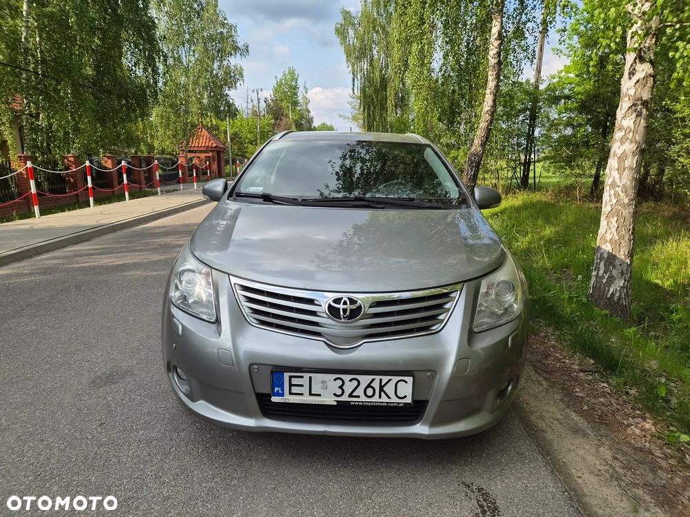 Toyota Avensis 2.0 D-4D Luna - 7