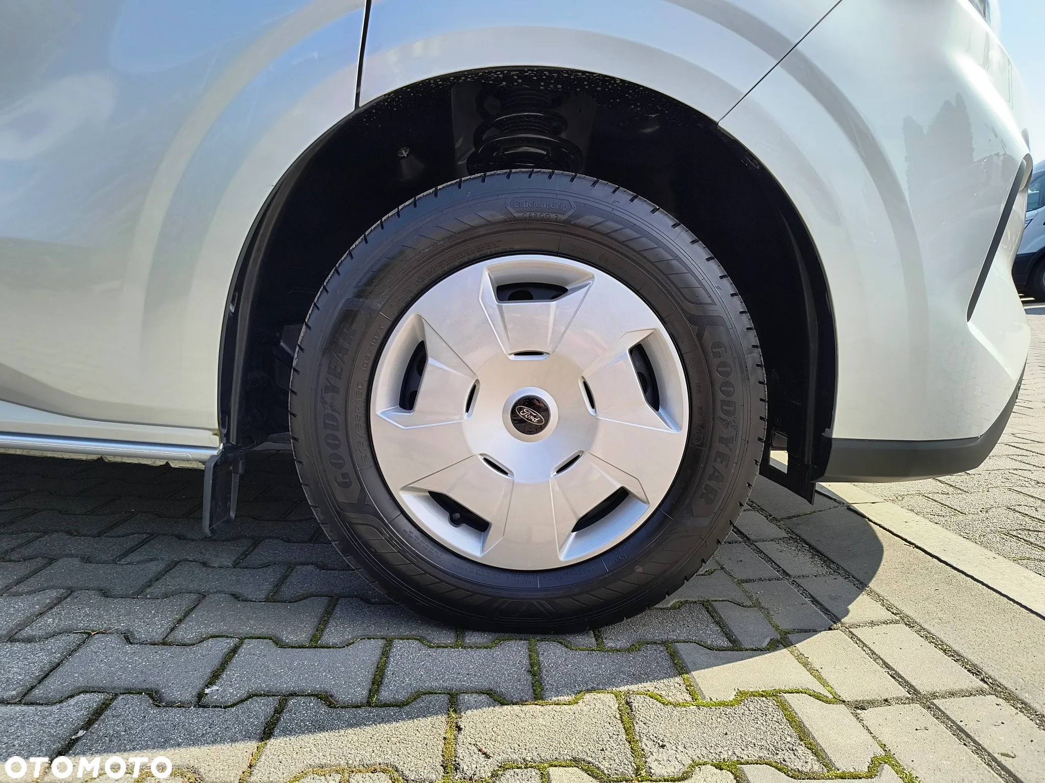 Ford Transit Custom - 28