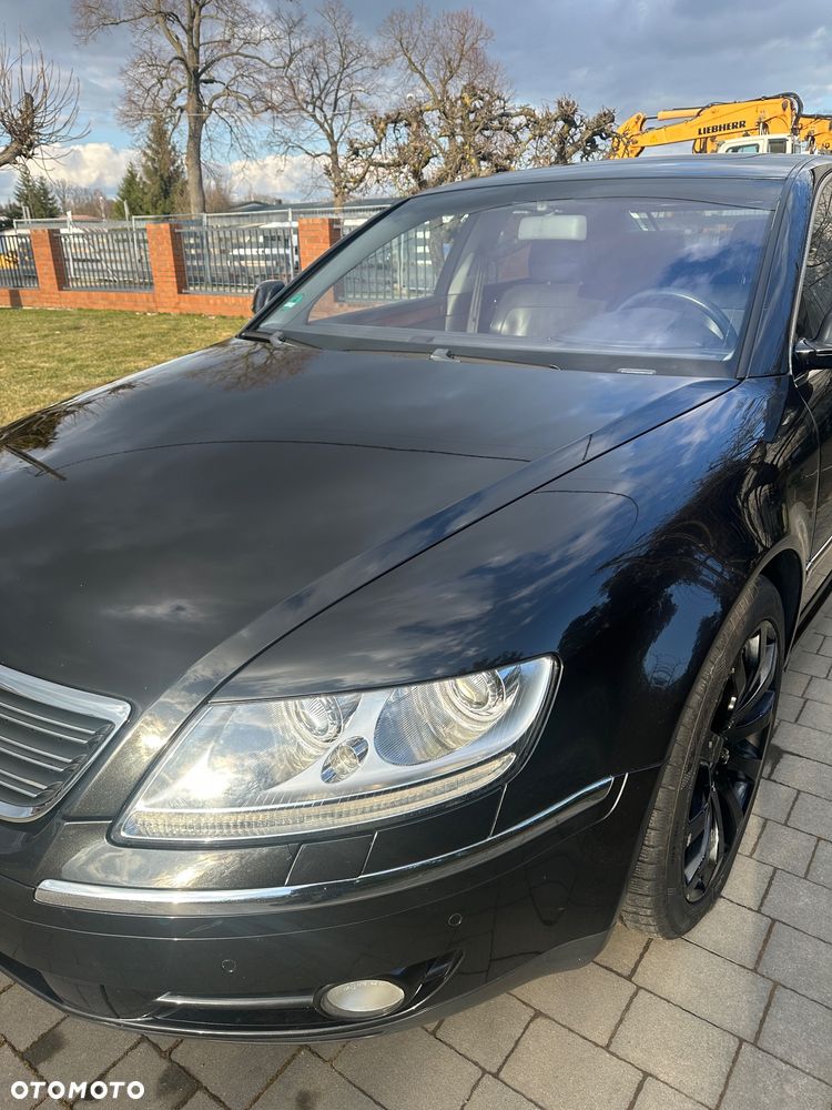 Volkswagen Phaeton - 15