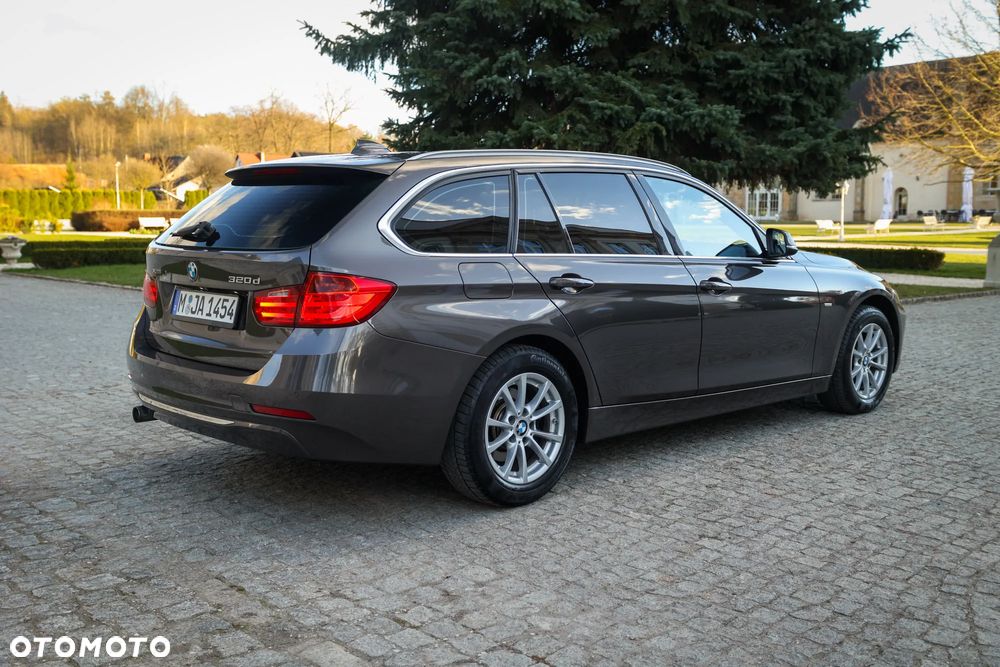 BMW Seria 3 320d Blue Performance Luxury Line - 10