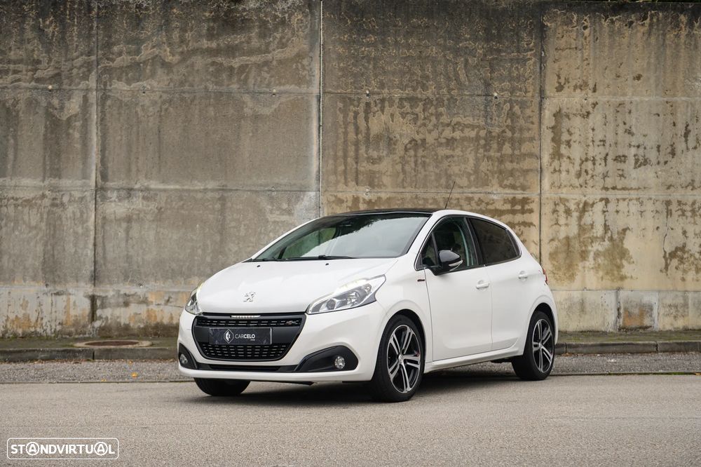 Peugeot 208 1.2 PureTech GT Line - 6