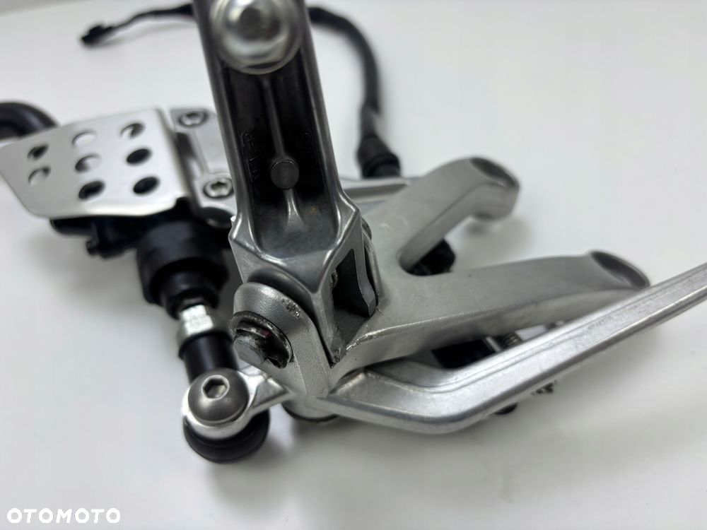 Prawy set kierowcy Honda CBR 600RR PC69 2024- Oryginał - 11
