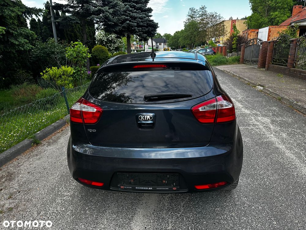 Kia Rio 1.2 Dream Team Edition - 18