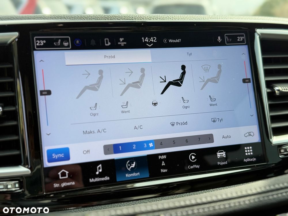 Chrysler Pacifica - 20