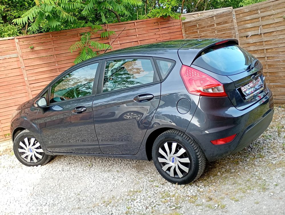 Ford Fiesta 1.25 Viva - 13