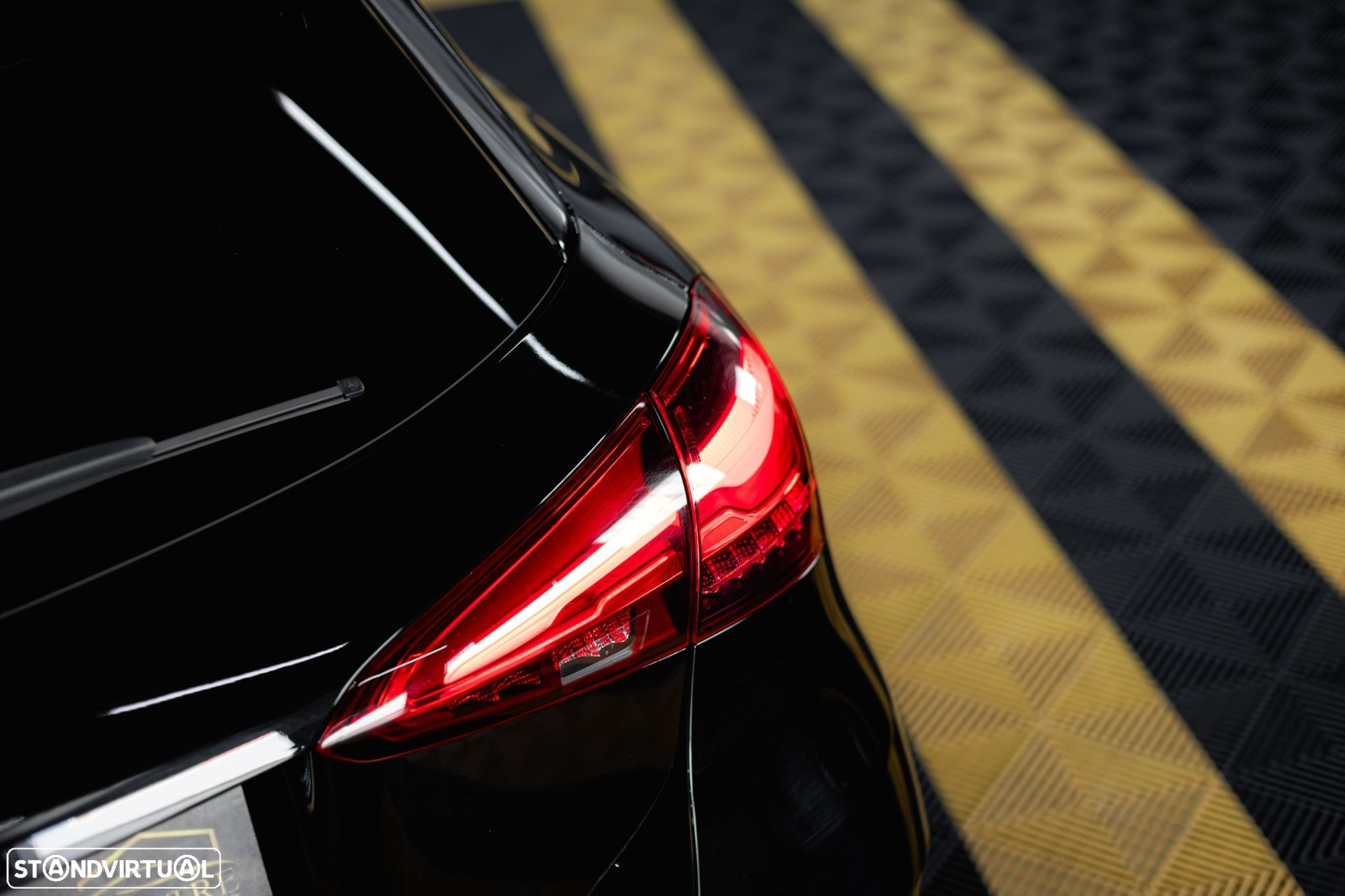 Mercedes-Benz A 250 - 10