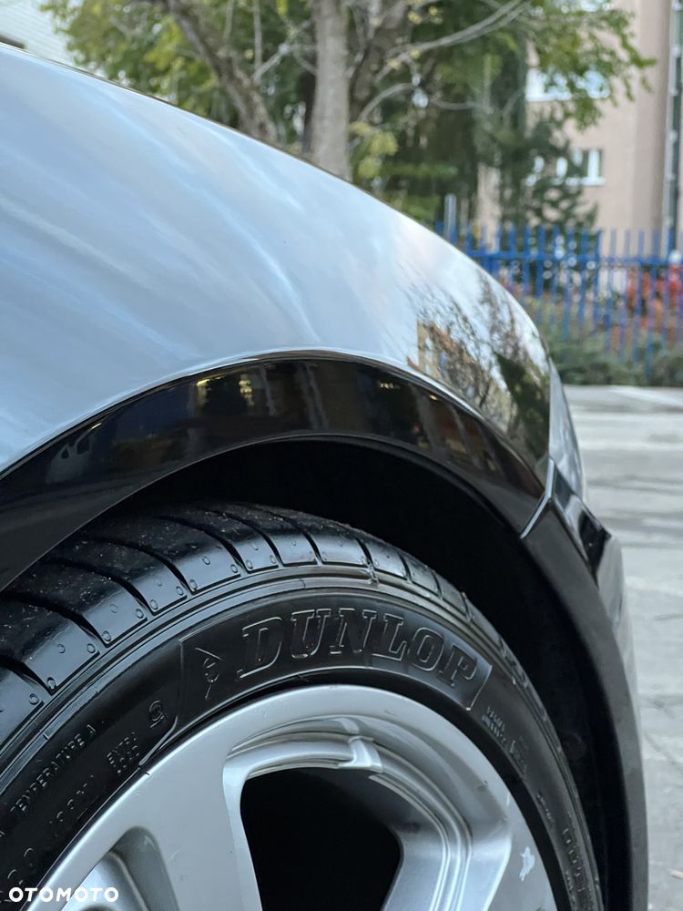 Jaguar XF 3.0 V6 D S Portfolio - 30