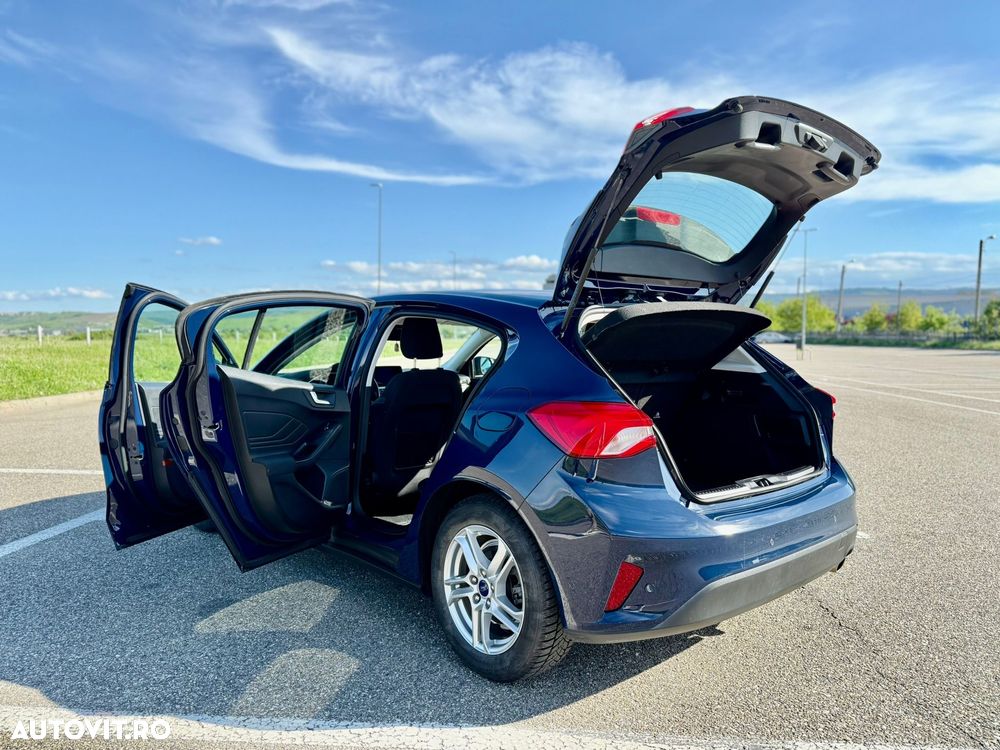 Ford Focus 1.0 EcoBoost Active - 9