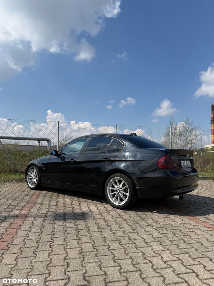 BMW Seria 3 320d - 15