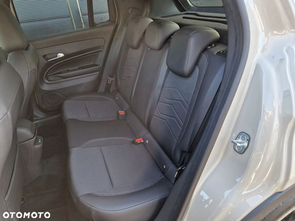 Jeep Avenger 54kWh Summit - 18