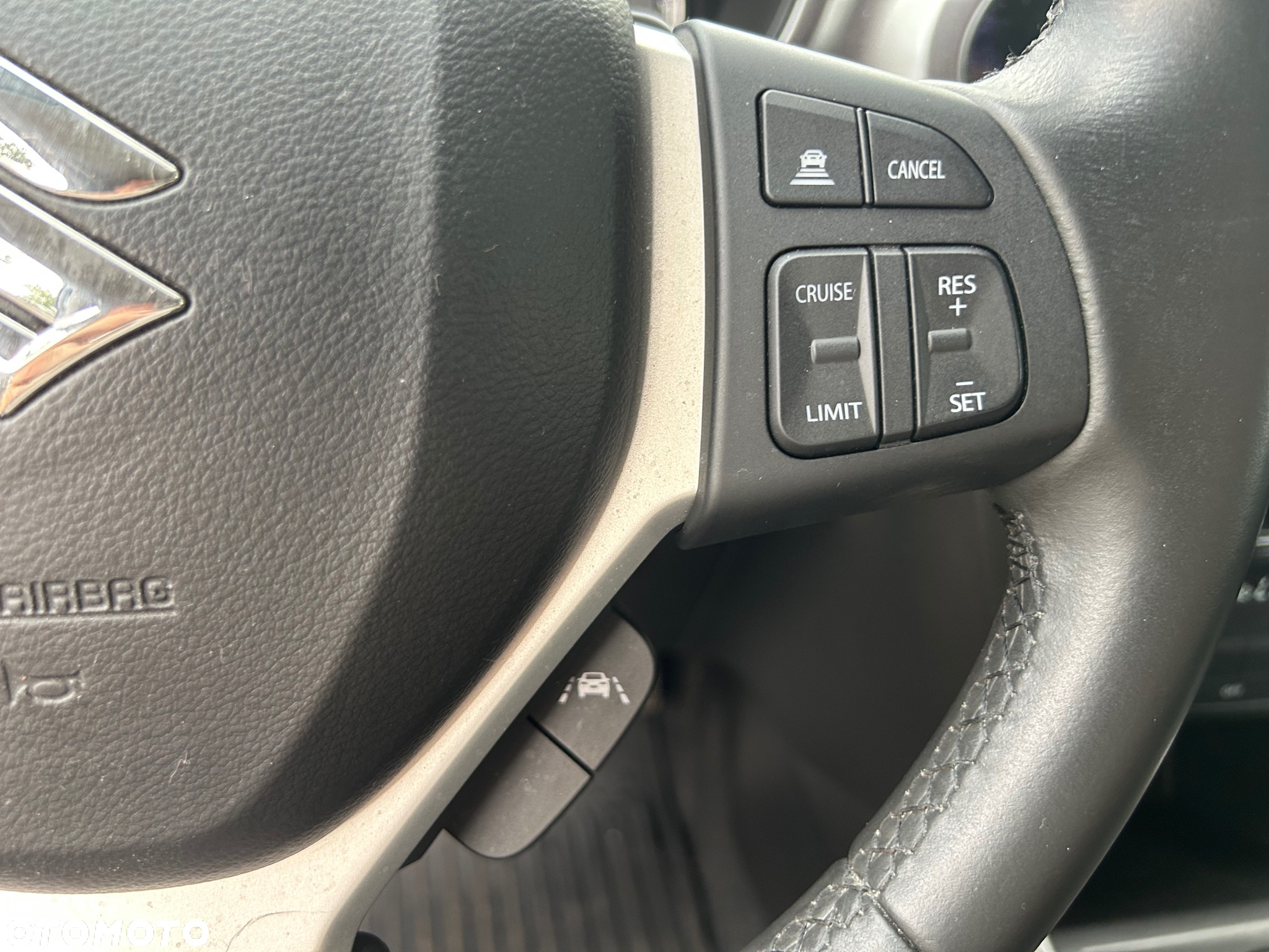 Suzuki Vitara 1.4 Boosterjet SHVS Premium 2WD - 27