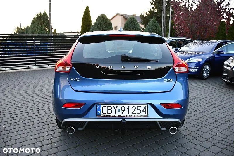 Volvo V40 D3 Drive-E SCR R-Design Momentum - 5