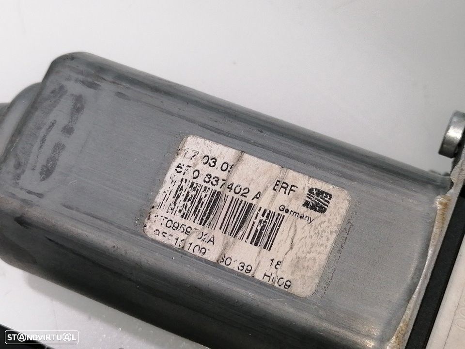 MOTOR ELEVADOR DE VIDRO FRONTAL DIREITO SEAT ALTEA 2005 -1K0959792D 1T0959702A - 1