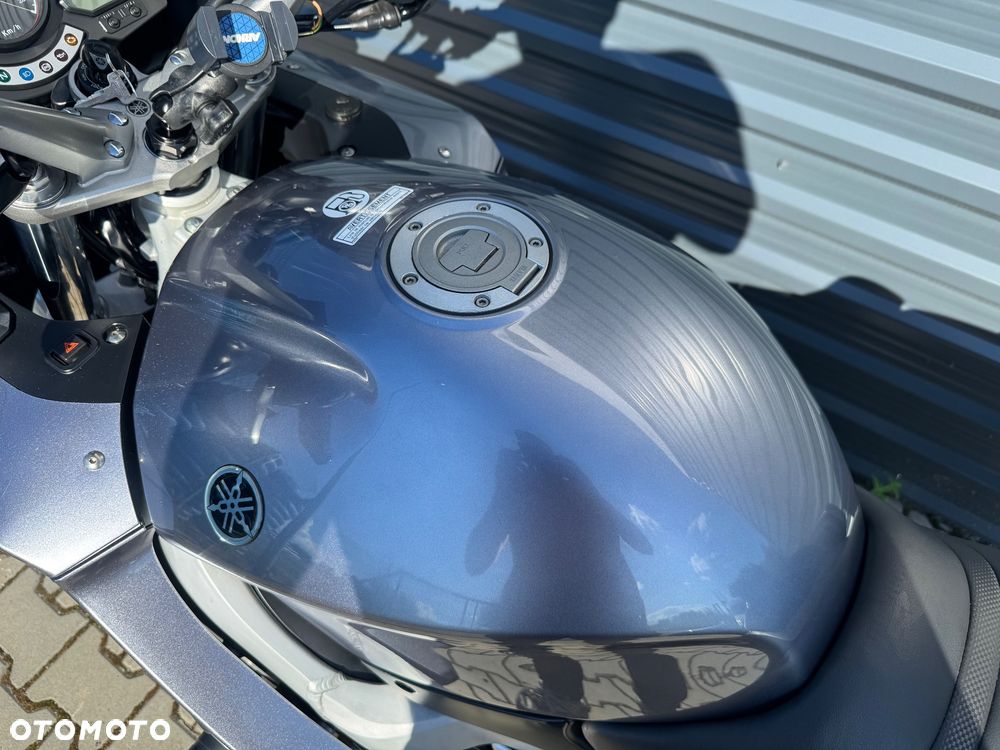 Yamaha FJR - 22