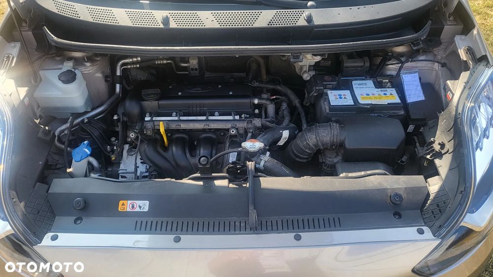 Hyundai ix20 1.4 BlueDrive Comfort - 9