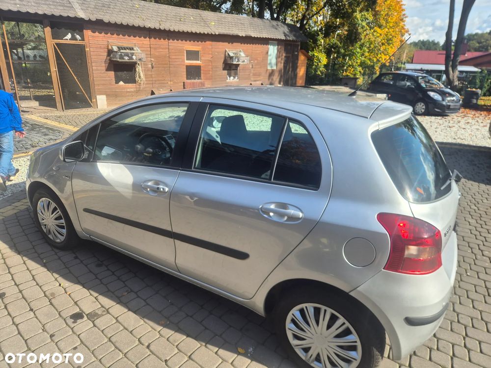 Toyota Yaris 1.4 D-4D Edition - 3