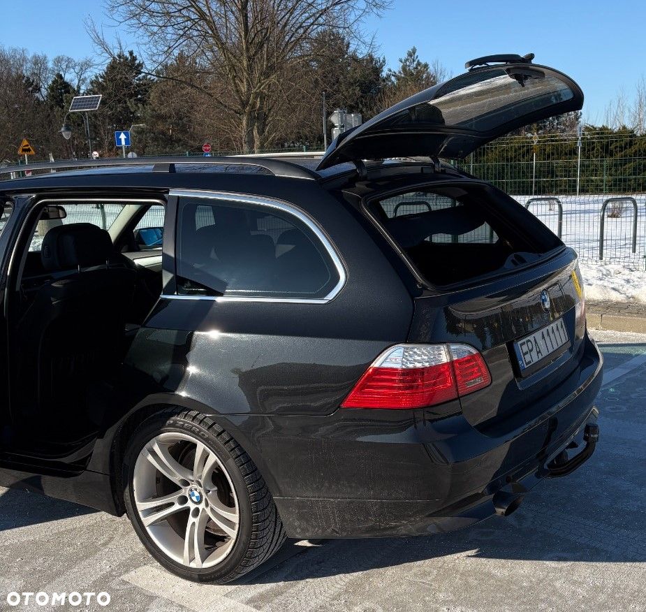 BMW Seria 5 520d - 14