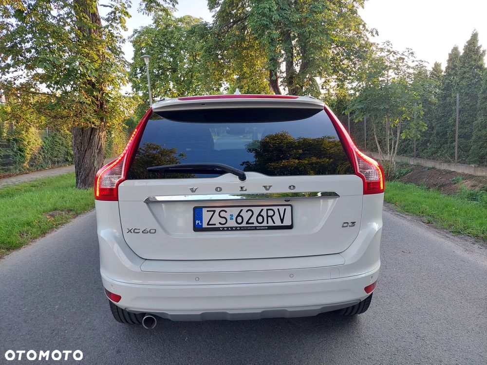 Volvo XC 60 D3 Drive-E Summum - 4