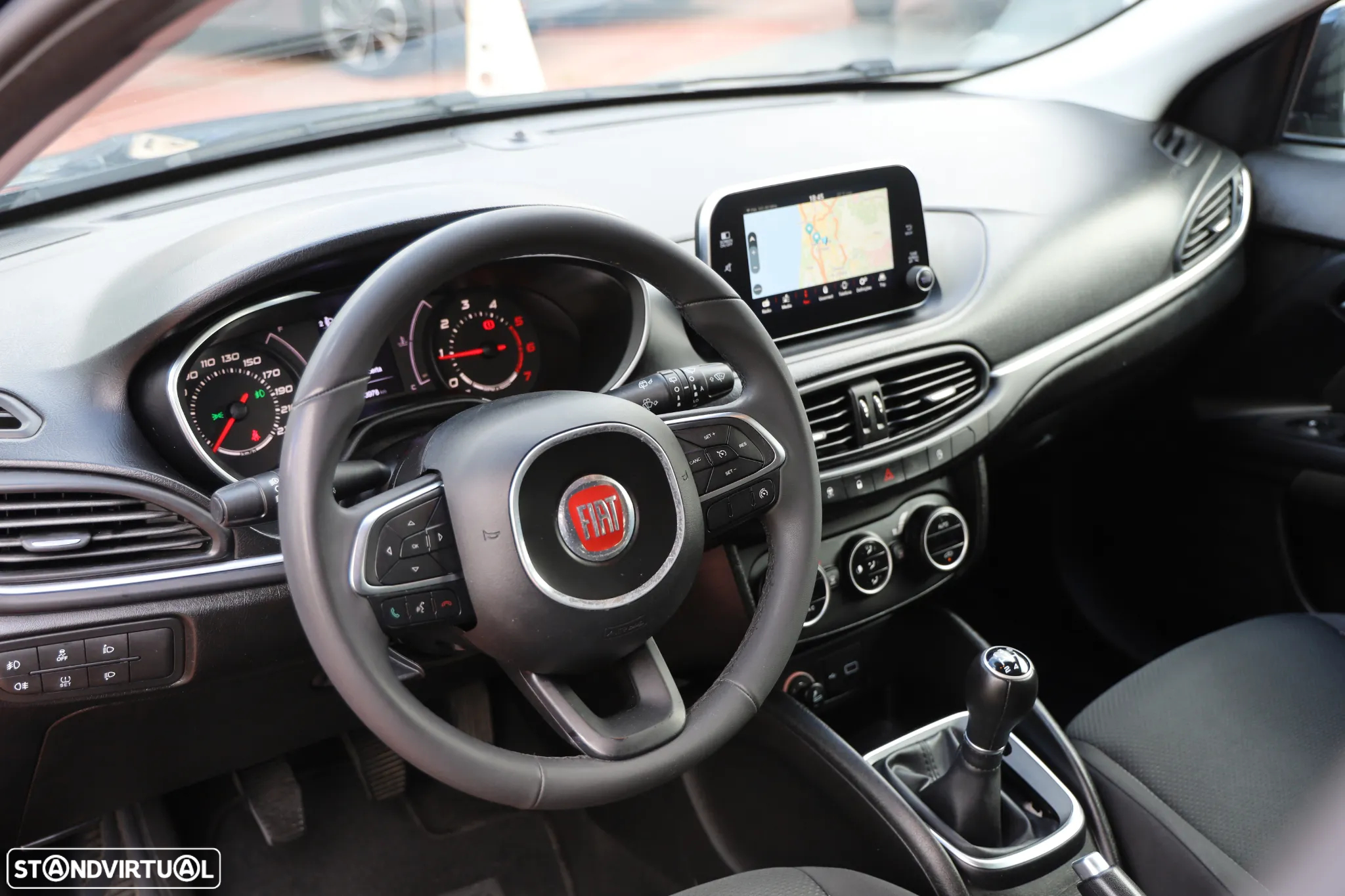 Fiat Tipo Station Wagon 1.3 M-Jet Lounge Tech J17 - 11