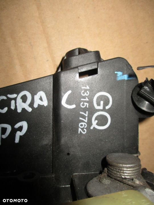 ZAMEK DRZWI PRZENI L/P VECTRA C 13157763 GR 7762GQ - 5