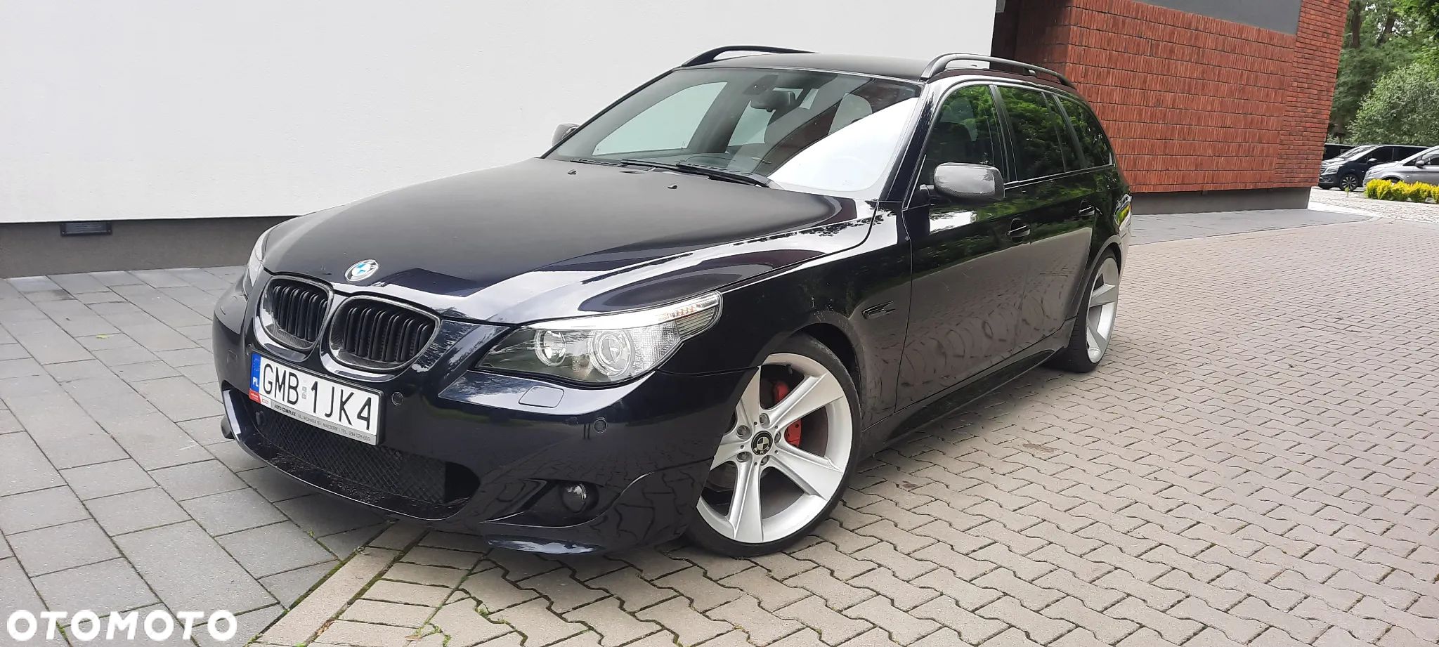 BMW Seria 5 530i Touring - 1