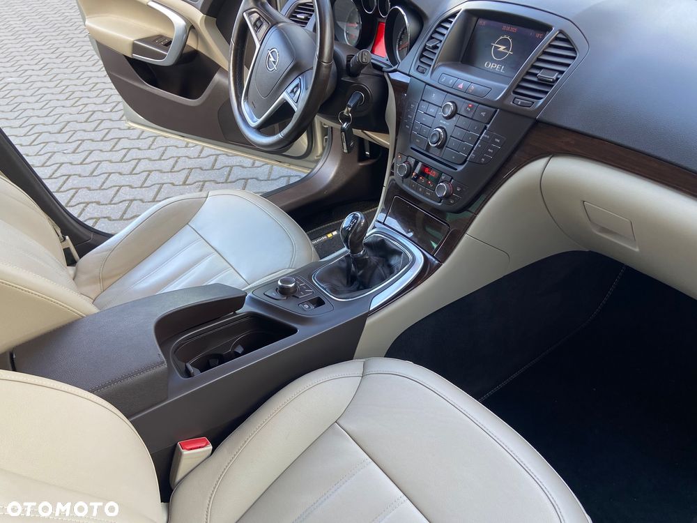 Opel Insignia 1.6 T Cosmo - 19
