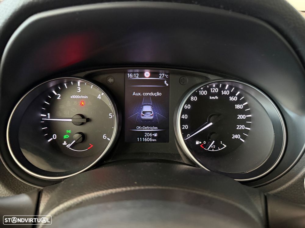 Nissan Qashqai 1.5 dCi N-Connecta J18+Led - 21