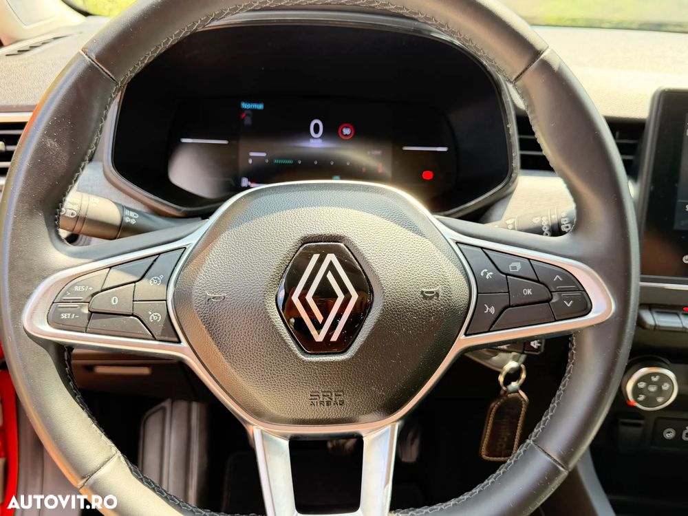 Renault Clio V TCe 100 Evolution - 9