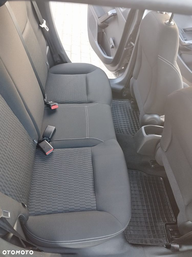 Peugeot 208 1.2 PureTech GPF Allure S&S - 13