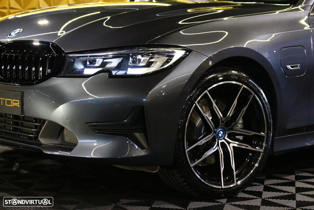 BMW 320 e Line Sport Auto - 3