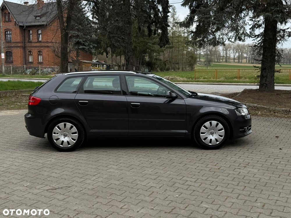 Audi A3 Sportback - 5