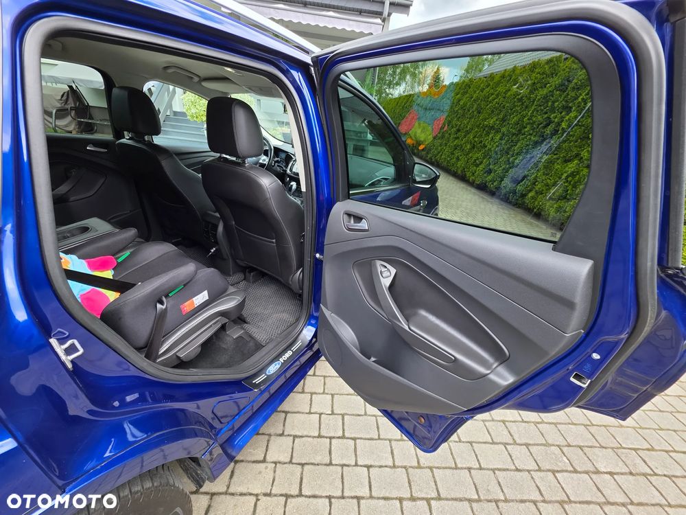 Ford Kuga 2.0 TDCi 4x4 Titanium - 21