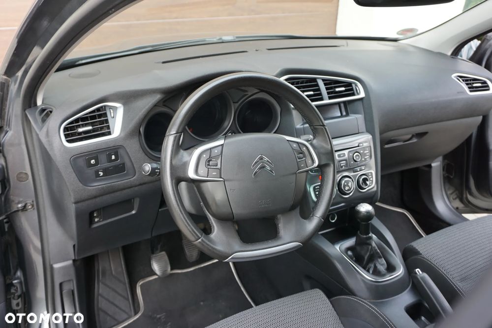 Citroën C4 VTi 120 Selection - 16
