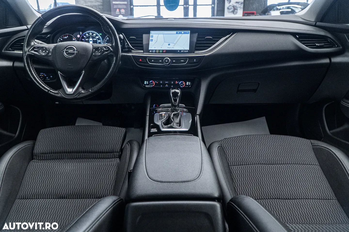 Opel Insignia Grand Sport 2.0 Start/Stop Aut. Elegance - 28