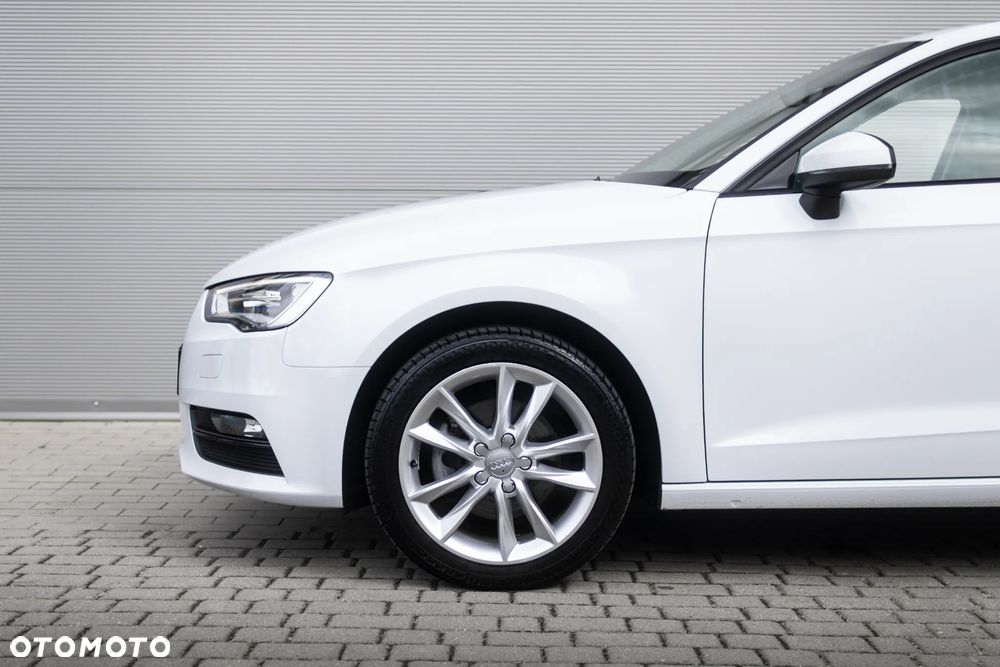 Audi A3 Sportback 1.4 TFSI Ambition - 18