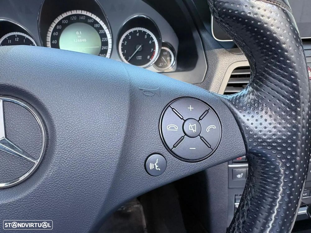 Mercedes-Benz E 350 CGi Avantgarde BlueEfficiency Auto - 41