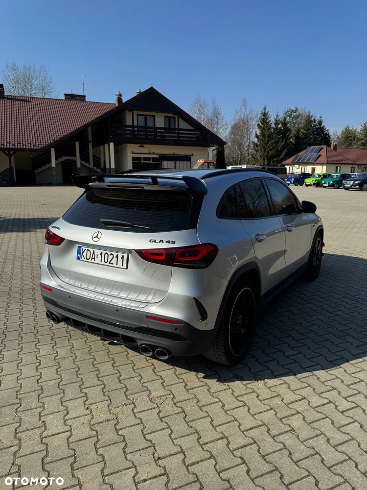 Mercedes-Benz GLA AMG 45 4Matic+ AMG Speedshift DCT 8G - 12