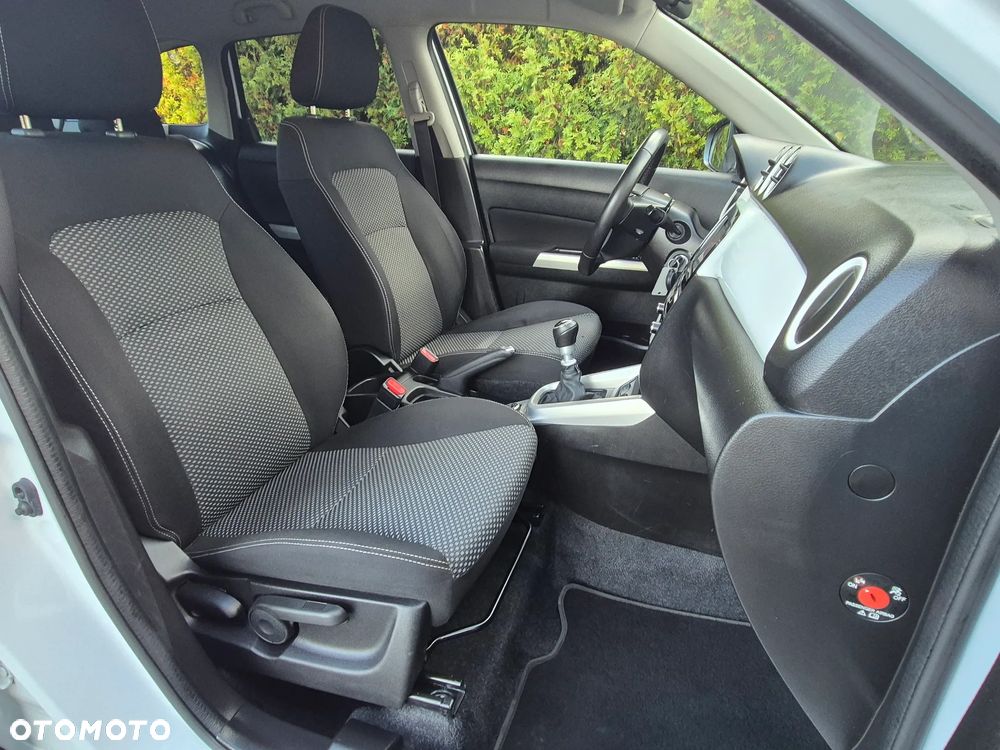 Suzuki Vitara 1.6 DDiS (4x4) Allgrip Comfort+ - 31