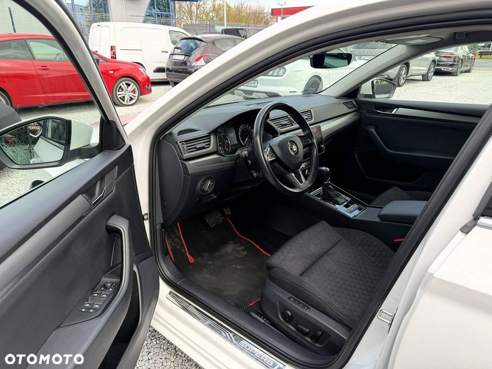 Skoda Superb 2.0 TDI 4x4 DSG L&K - 11